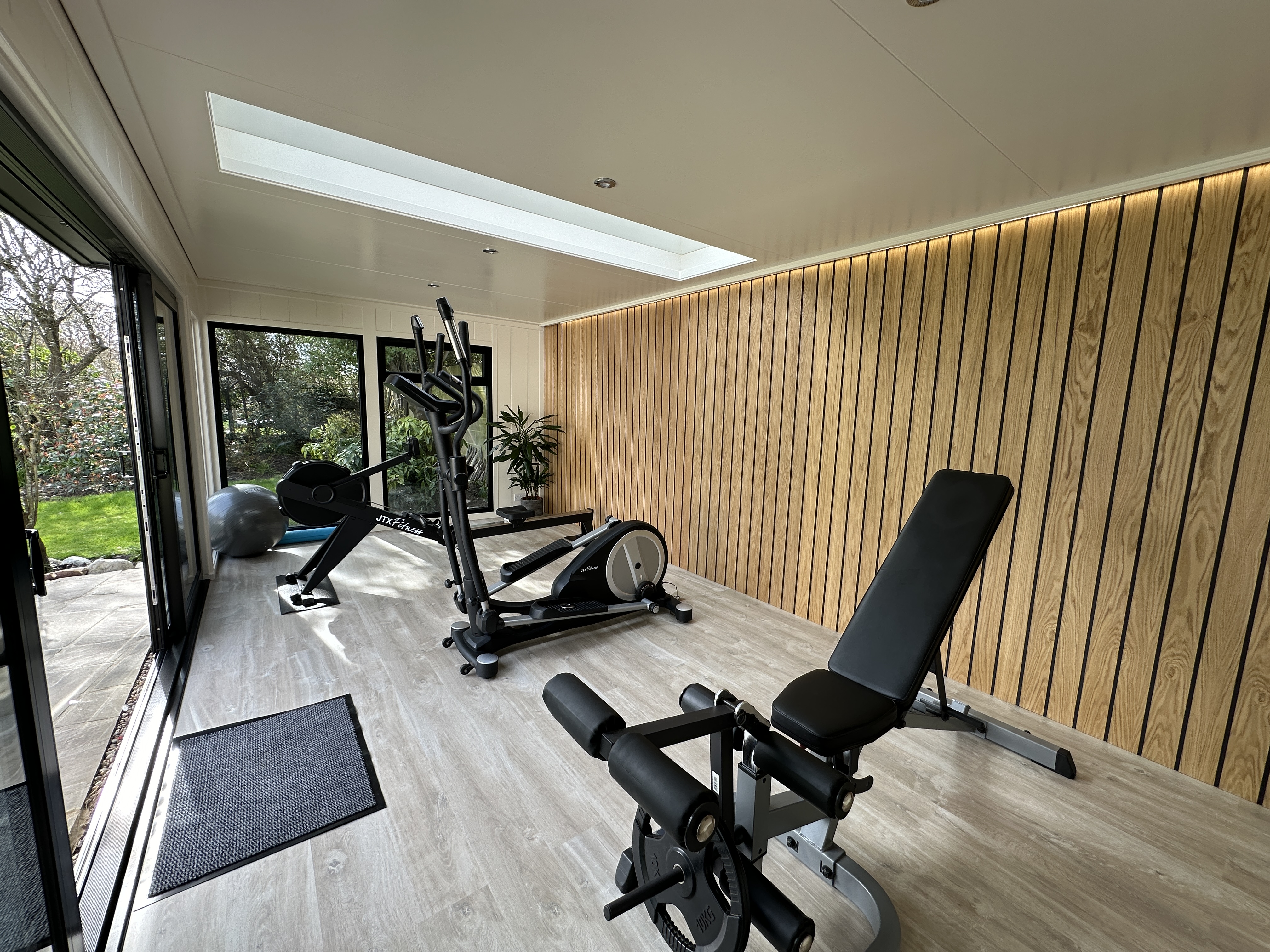 Garden gym interior 